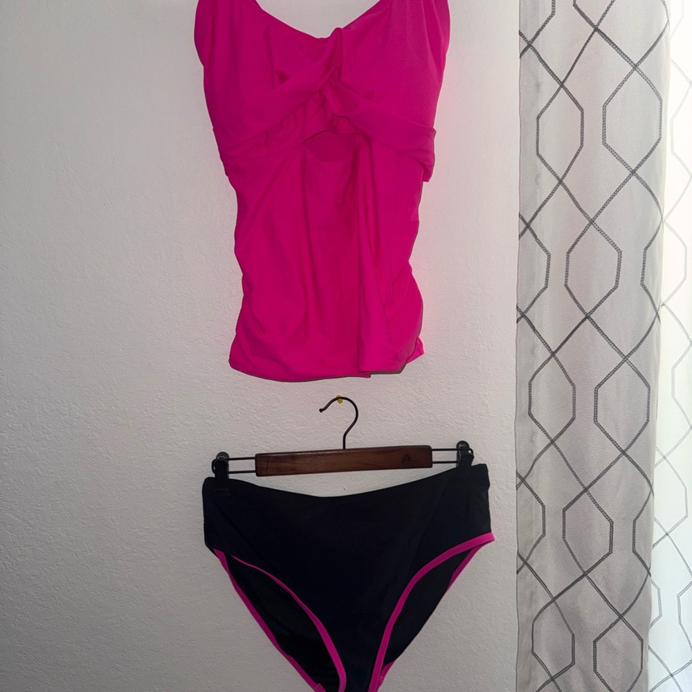 Zaful Hot Pink Tankini Top with Black Bikini Bottom